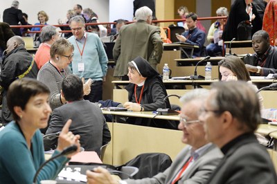 Entre deux débats dans l'hémicycle 